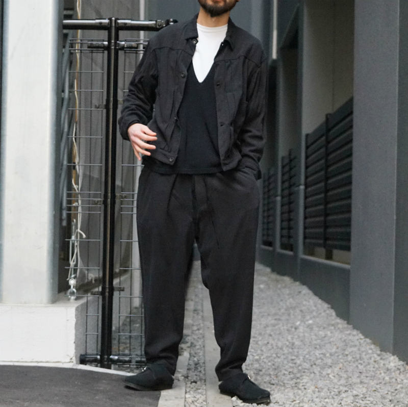 comoli 21ss シルクテーパードパンツ navy サイズ2 | www.jarussi.com.br