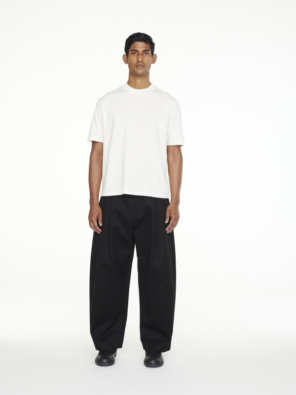 PEACHED COTTON TWILL VOLUME PLEAT PANTS | hartwellspremium.com