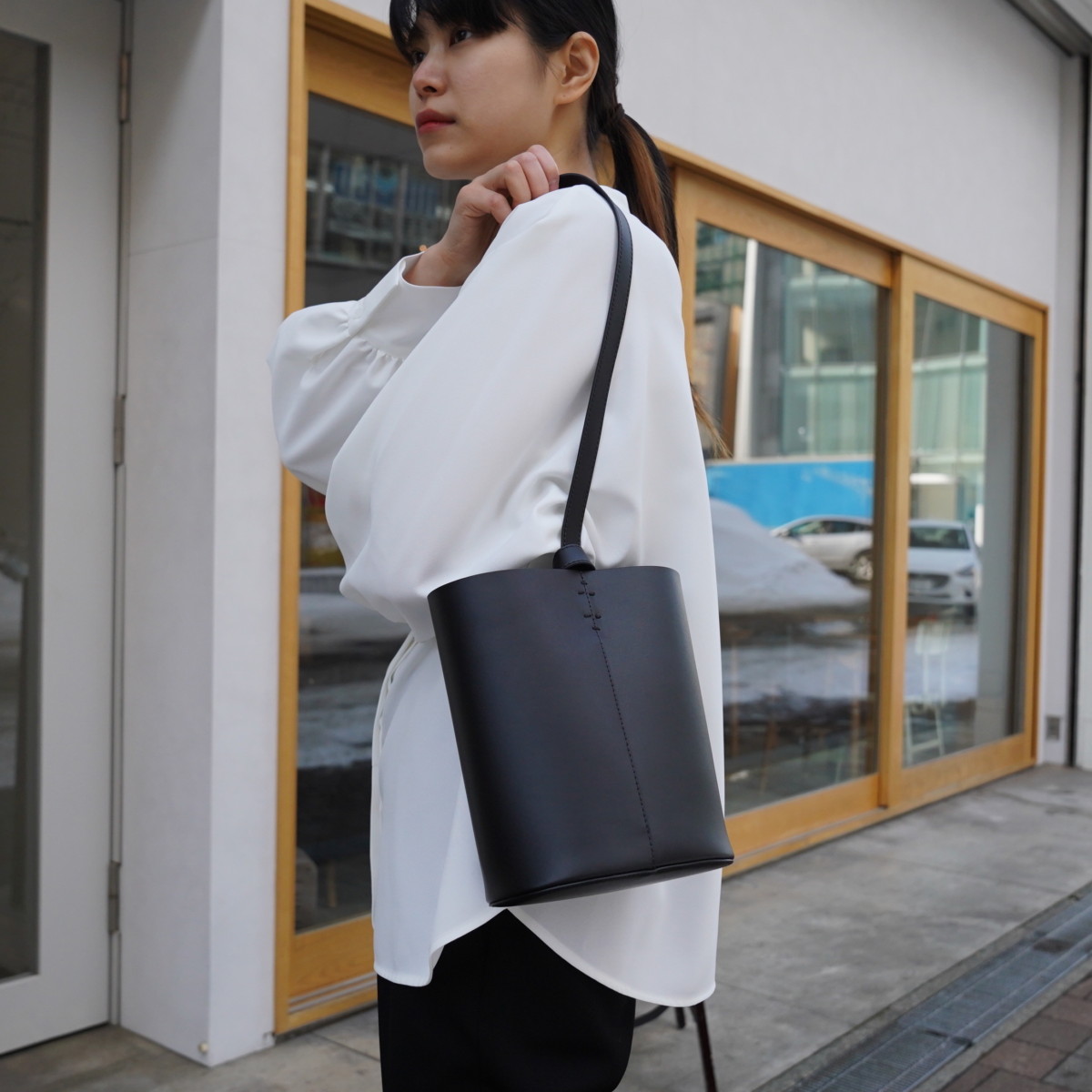 バッグリムアーク Leather bucket shoulder bag - ショルダーバッグ