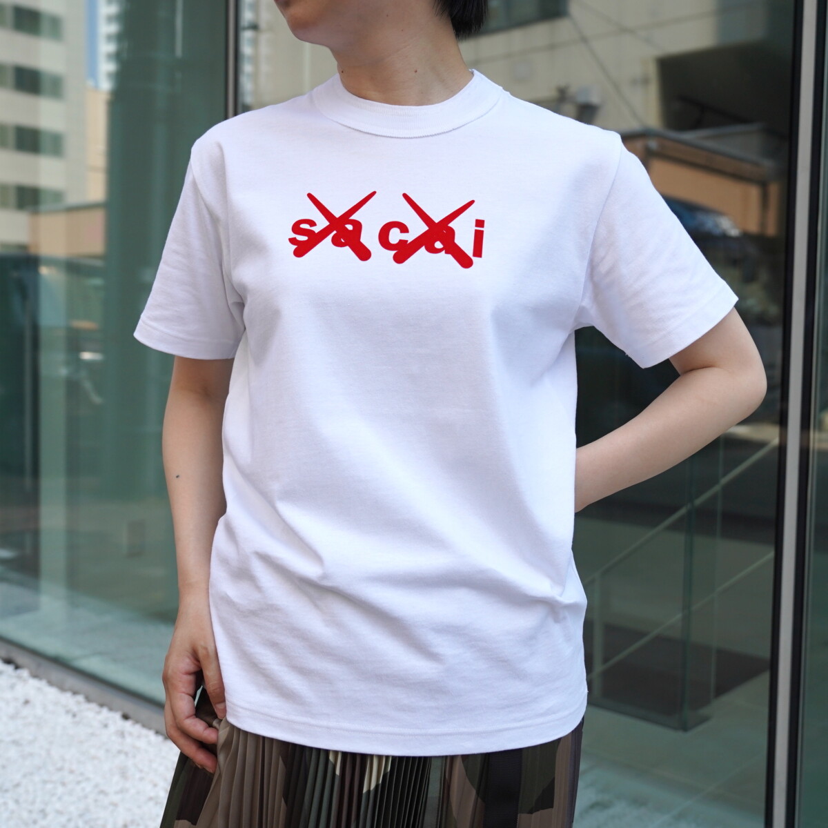 sacai × KAWS ] Flock Print T-Shirt – MaW SAPPORO