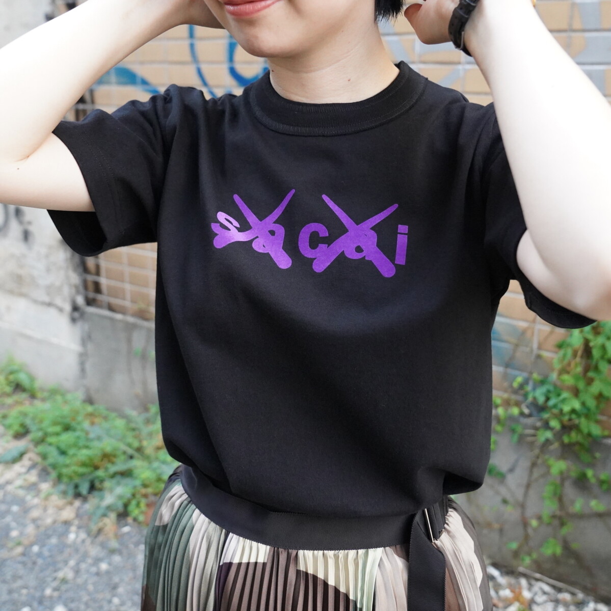 サカイ sacai KAWS カウズ フロッキープリント Ｔシャツ 2 D3653